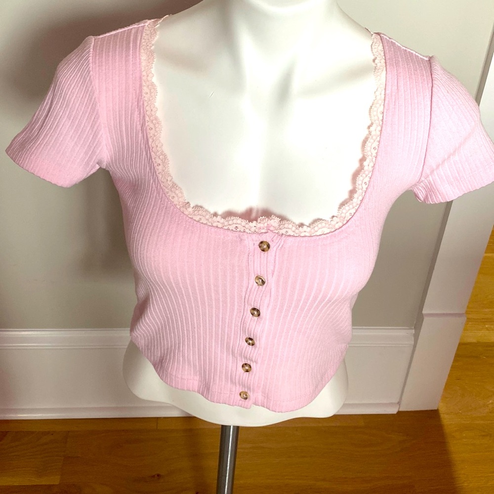 Forever 21 pink ribbed  button down crop top